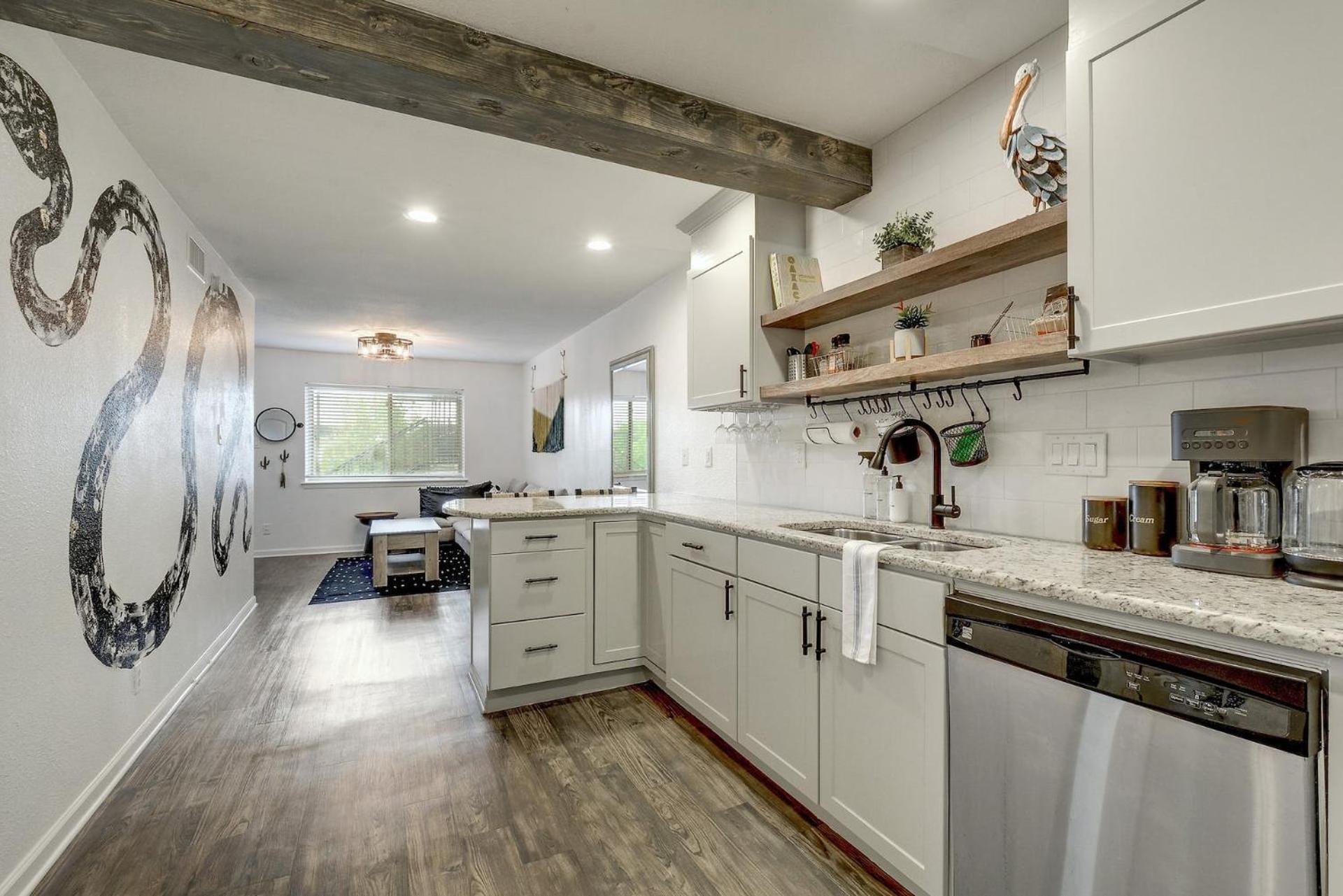 Artsy Space In Travis Heights With Shared Pool - Ash! Austin Exterior foto