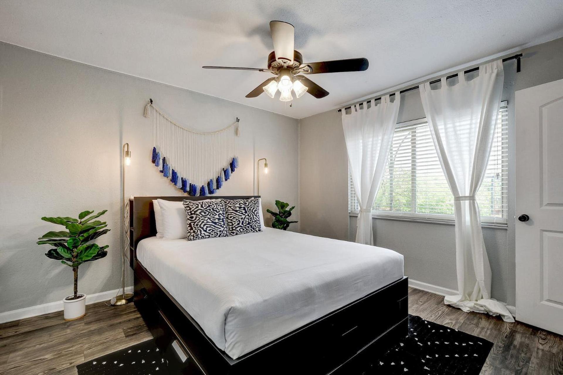 Artsy Space In Travis Heights With Shared Pool - Ash! Austin Exterior foto