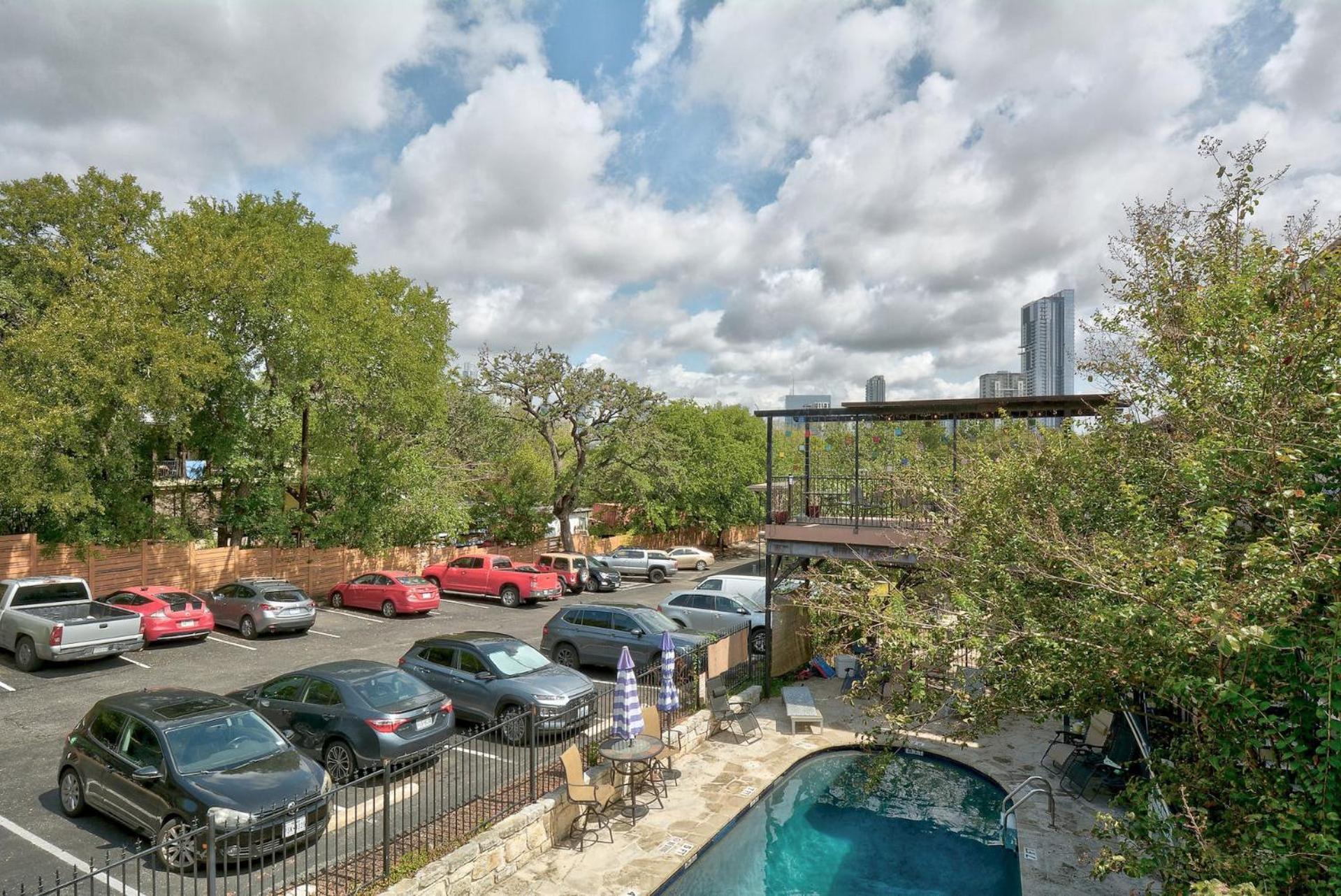 Artsy Space In Travis Heights With Shared Pool - Ash! Austin Exterior foto